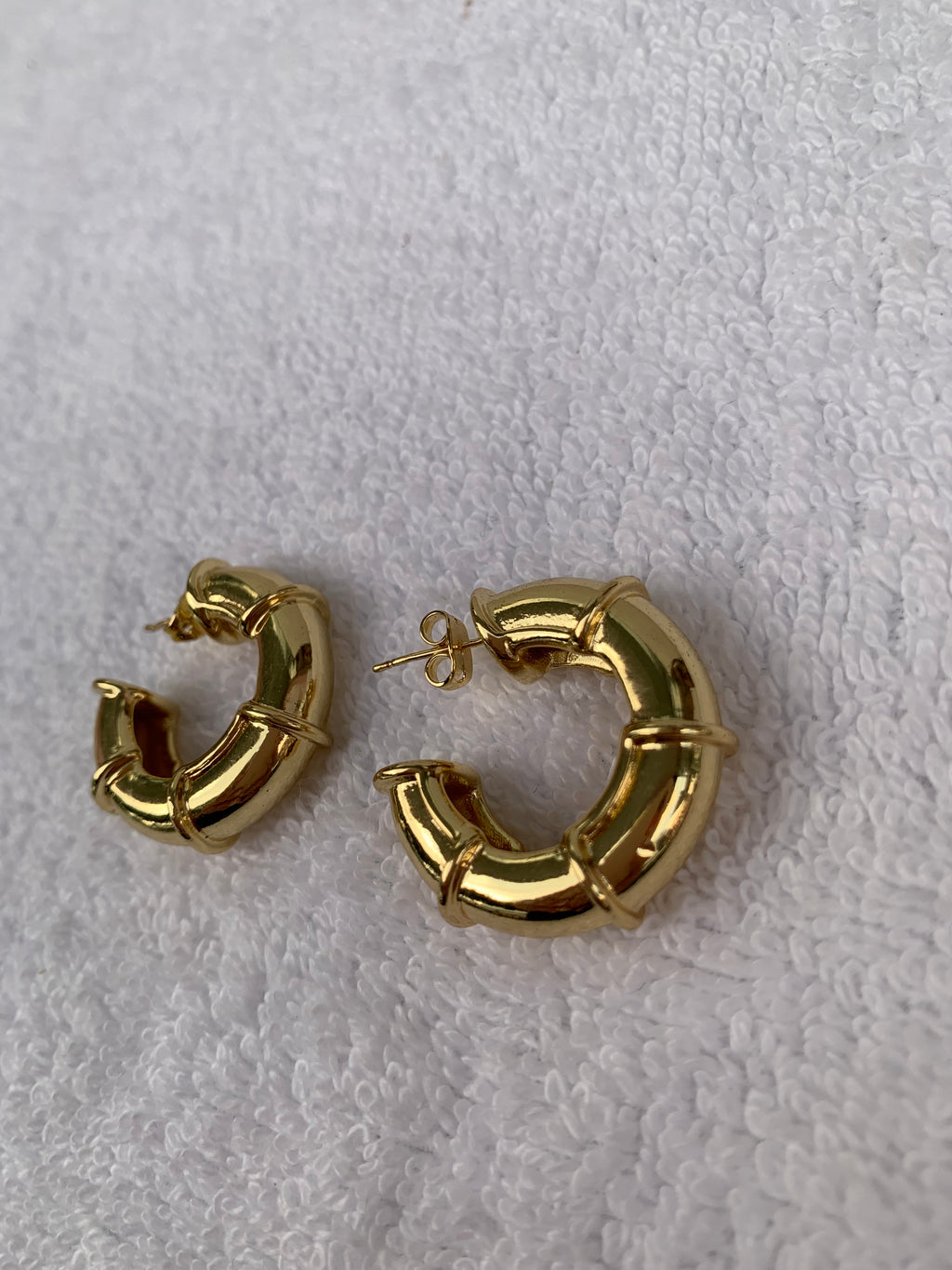 Arete en Rodio| Figuras Geométricas