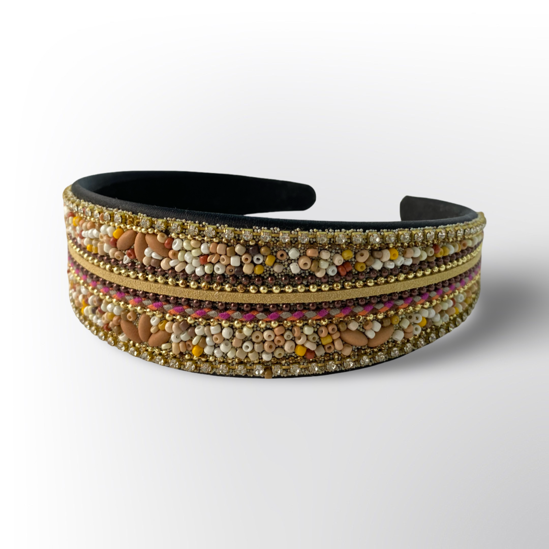 Diadema Boho Chic Ancha con Bordado de Mostacillas y Cuentas Naturales