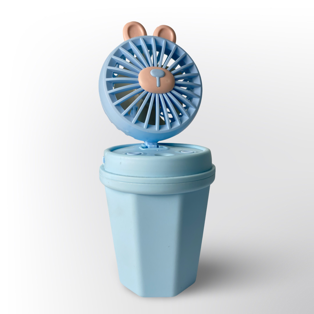 Mini Ventilador Portátil con Diseño de Osito y Base Humificadora – Recargable USB, Disponible en 2 Colores