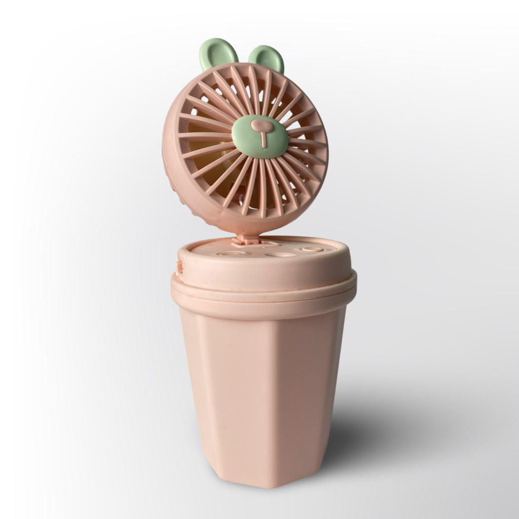 Mini Ventilador Portátil con Diseño de Osito y Base Humificadora – Recargable USB, Disponible en 2 Colores