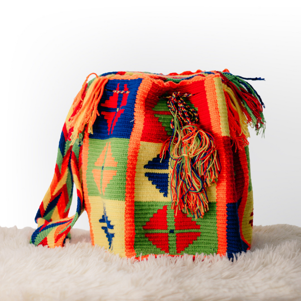 Mochilas Wayú con Variación de Colores y Estilos