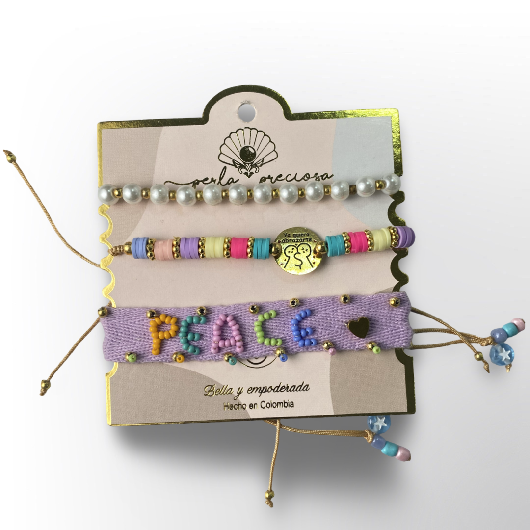 Pulsera con mensaje de tela y piedras