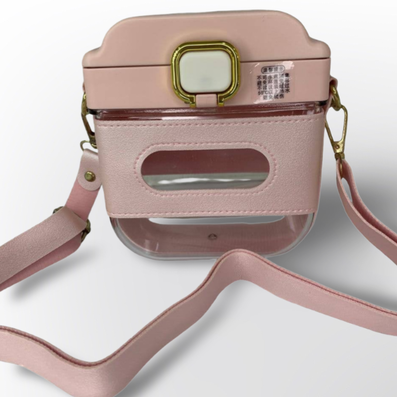 Botella Cuadrada con Correa Tipo Bolso y Tapa Segura