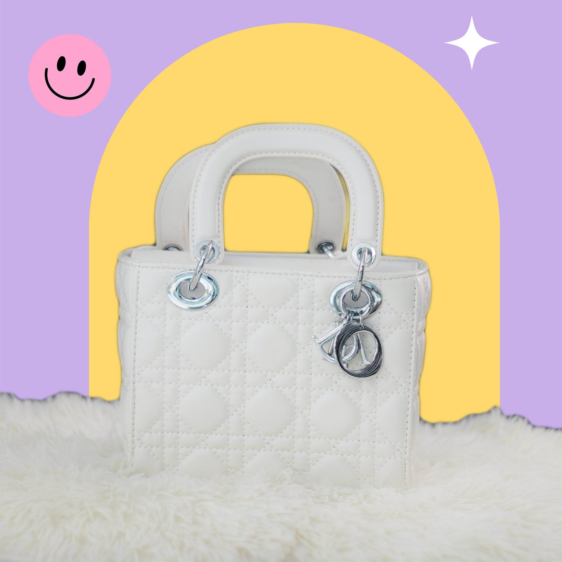 Mini Bolso Acolchado de Mano – Estilo Elegante en Negro o Blanco