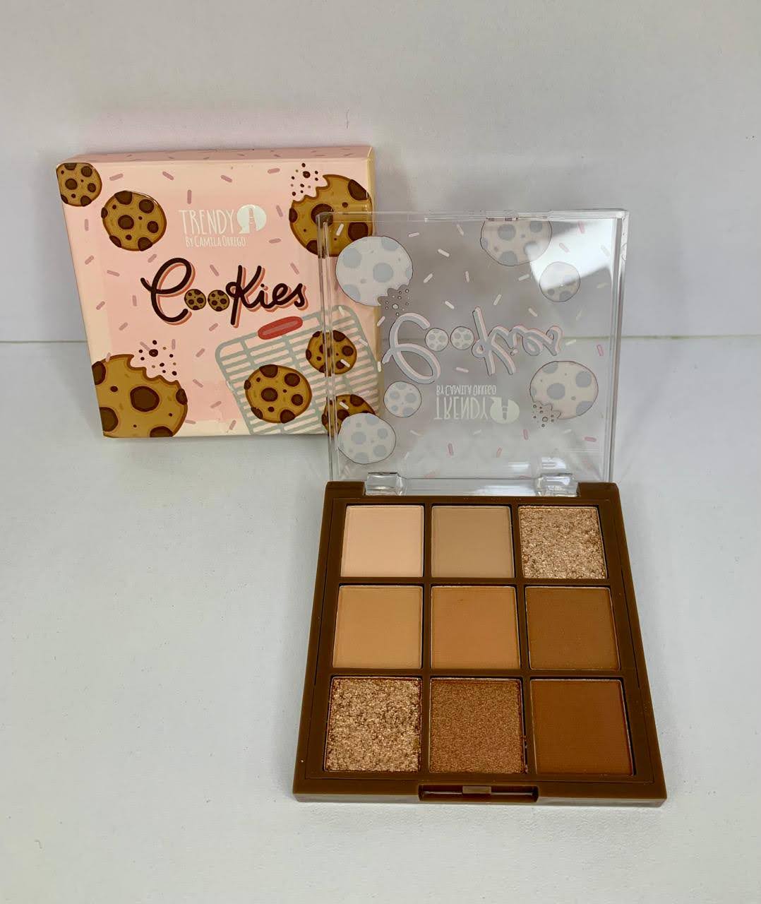 Paleta de Sombras Cookies Trendy – Tonos Neutros y Brillantes